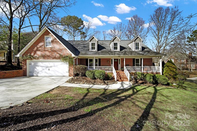 900 Cithara Dr, Matthews, NC 28105