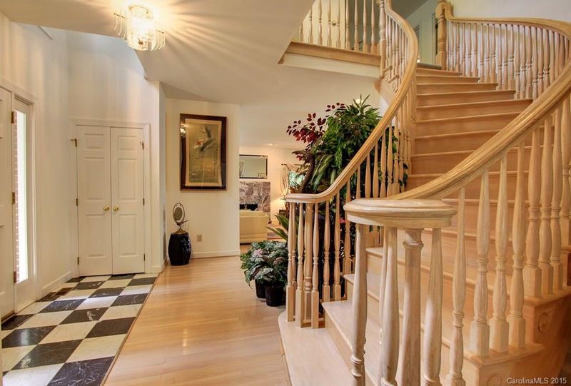 20501 Pointe Regatta Dr, Cornelius, NC 28031