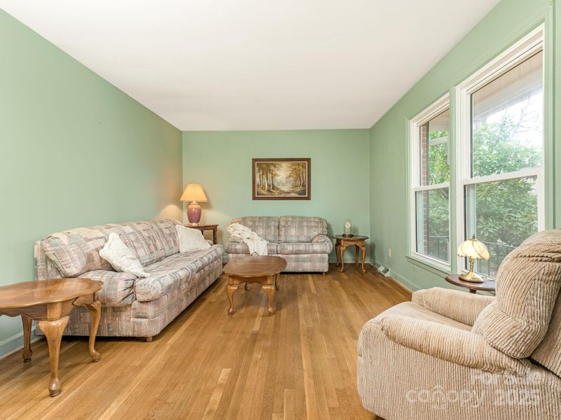 6522 Fair Lawn Rd, Charlotte, NC 28215