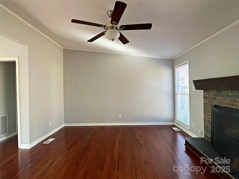 7810 Heatherdale Ct, Charlotte, NC 28212