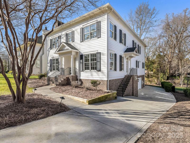 3922 Ayscough Rd, Charlotte, NC 28211