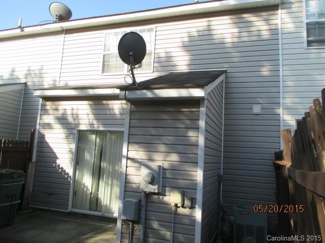 1738 Forest Side Ln #-, Charlotte, NC 28213