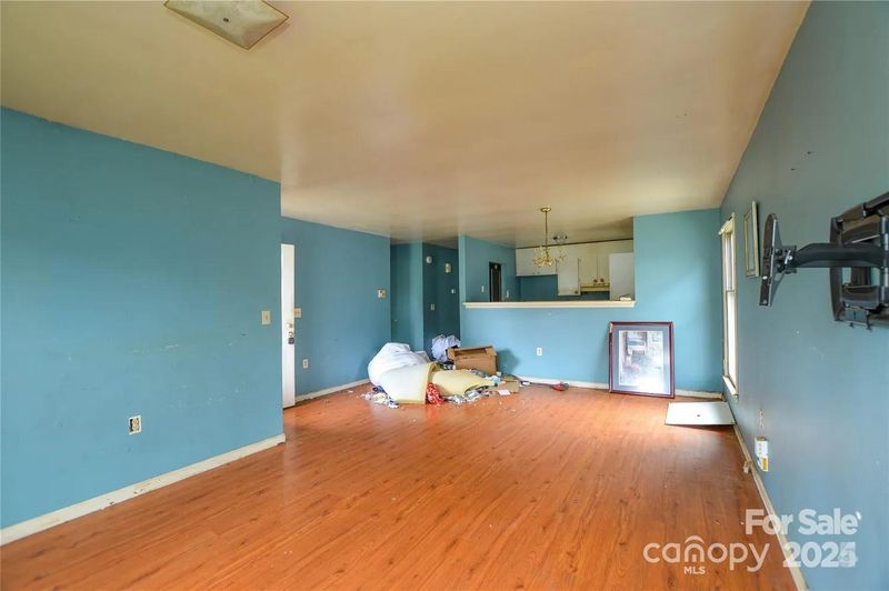 1726 Umstead St, Charlotte, NC 28205