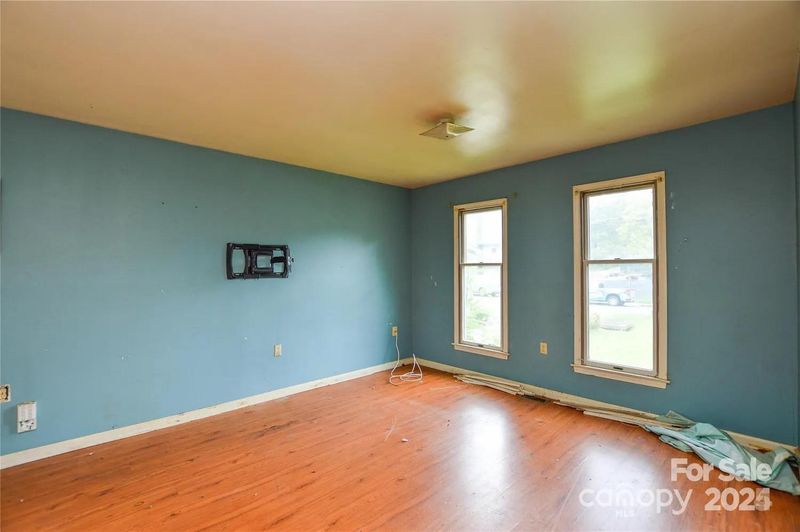 1726 Umstead St, Charlotte, NC 28205