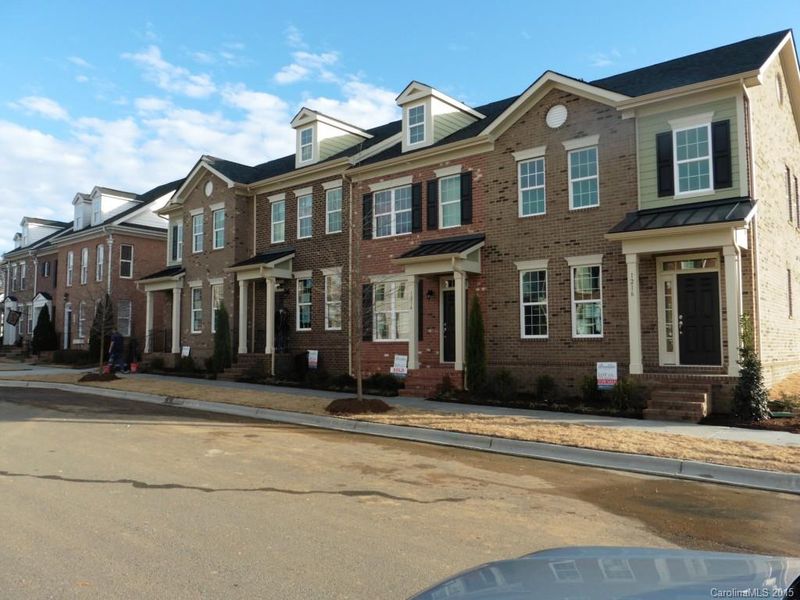 1228 Assembly St #240, Belmont, NC 28012