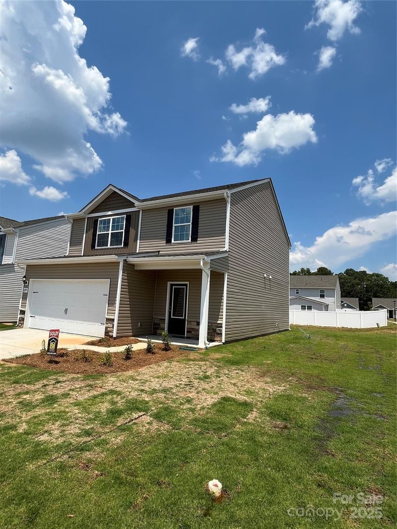 2255 Transatlantic Ave, Charlotte, NC 28215