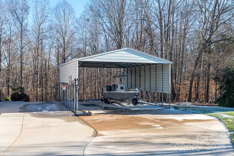 205 Micah Ln #33, Iron Station, NC 28080