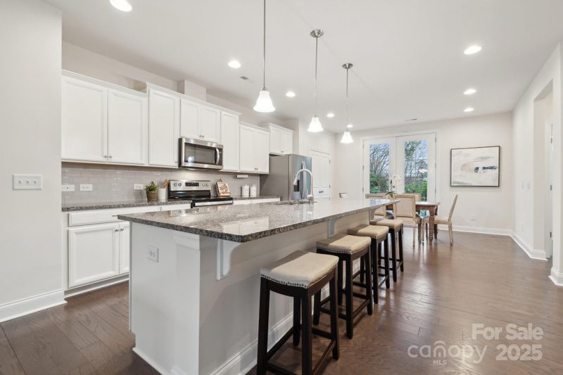 1252 Madison Towns Ln, Charlotte, NC 28209