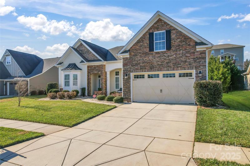9124 Longvale Ln, Charlotte, NC 28214