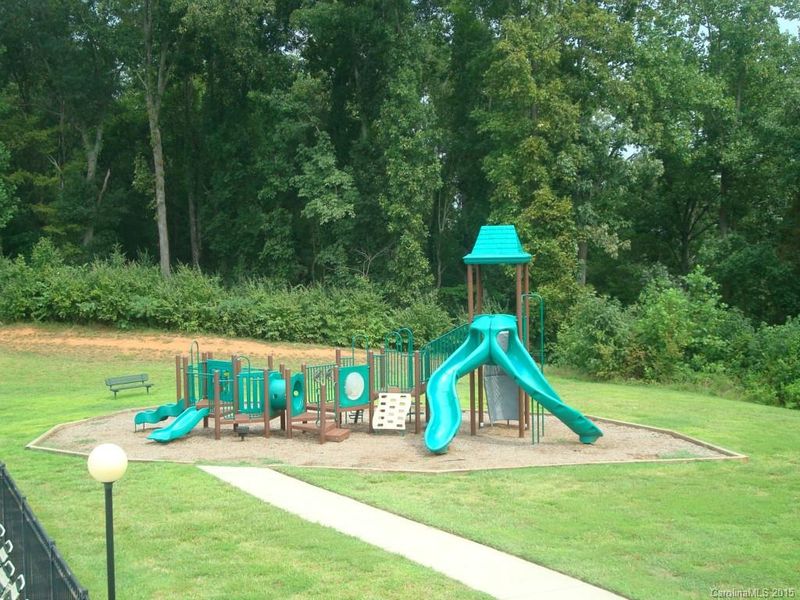 117 Kendrick Farm Dr, Mount Holly, NC 28120