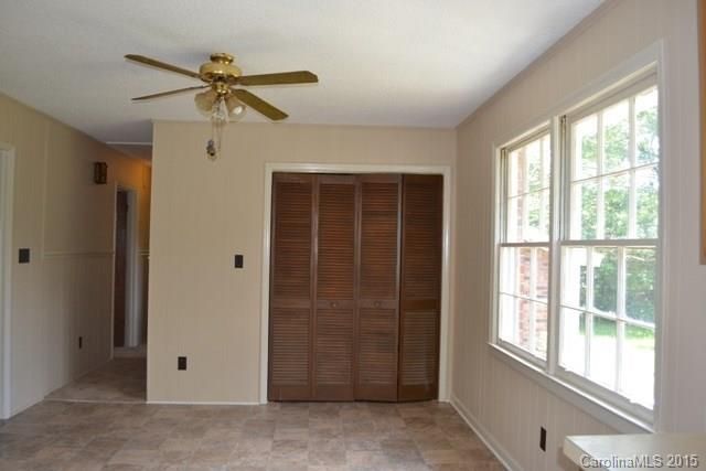6 Dolly St, York, SC 29745