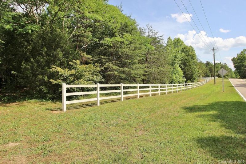 1116 Beersheba Rd, Clover, SC 29710