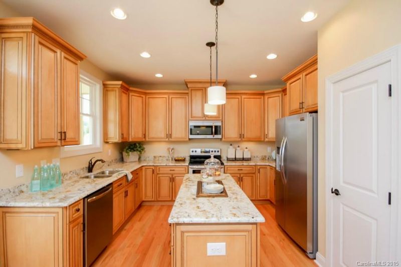 213 Shepherds Bluff Dr #56, Mooresville, NC 28115