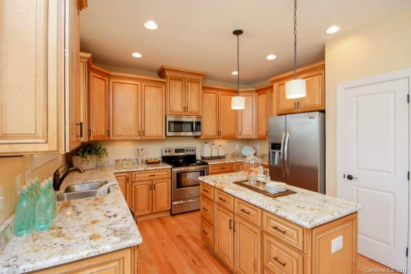 213 Shepherds Bluff Dr #56, Mooresville, NC 28115