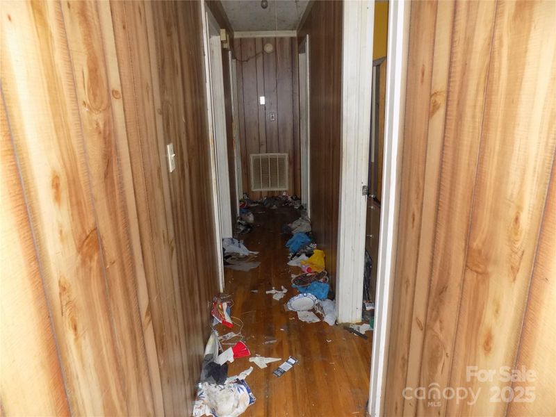 1805 Mountainbrook Dr, Gastonia, NC 28052