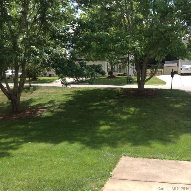 9917 Sweet Plum Dr, Charlotte, NC 28215