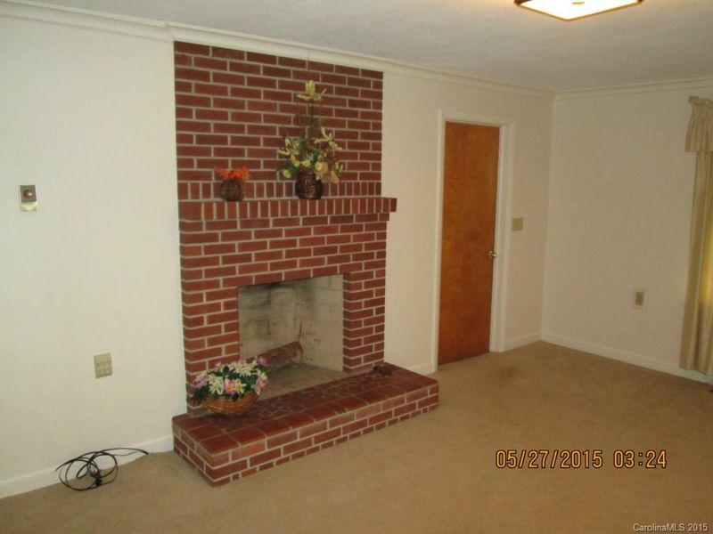 6299 E Hwy 55 Hw, Clover, SC 29710