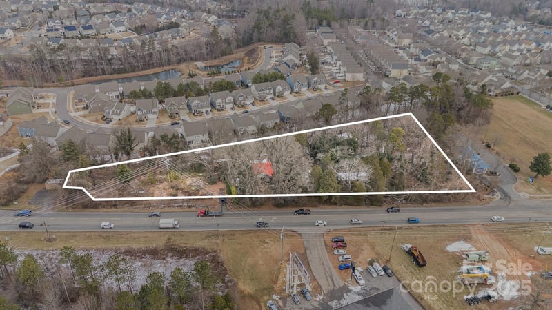 882 - 890 River Hw, Mooresville, NC 28117
