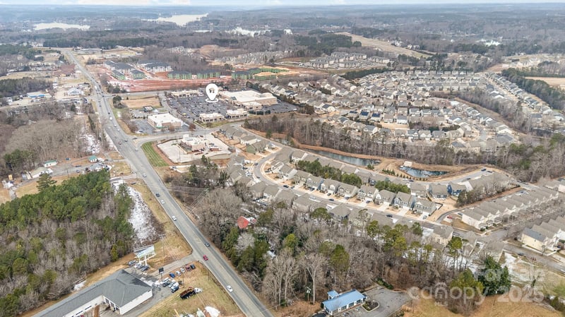 882 - 890 River Hw, Mooresville, NC 28117