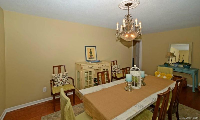 408 Middleton Ave, Matthews, NC 28104