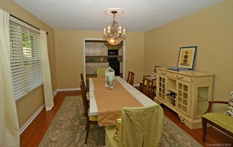 408 Middleton Ave, Matthews, NC 28104