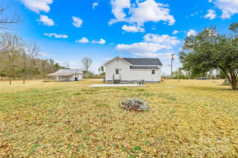 6004 Center Grove Rd, Kershaw, SC 29067