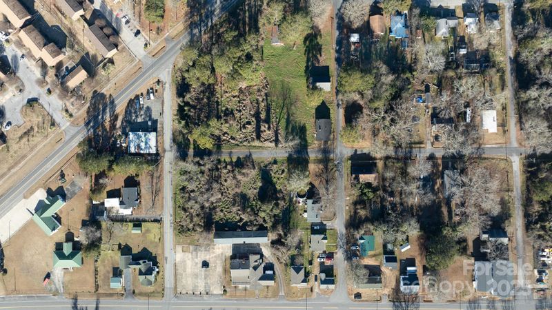27 Wilson Ave, Great Falls, SC 29055