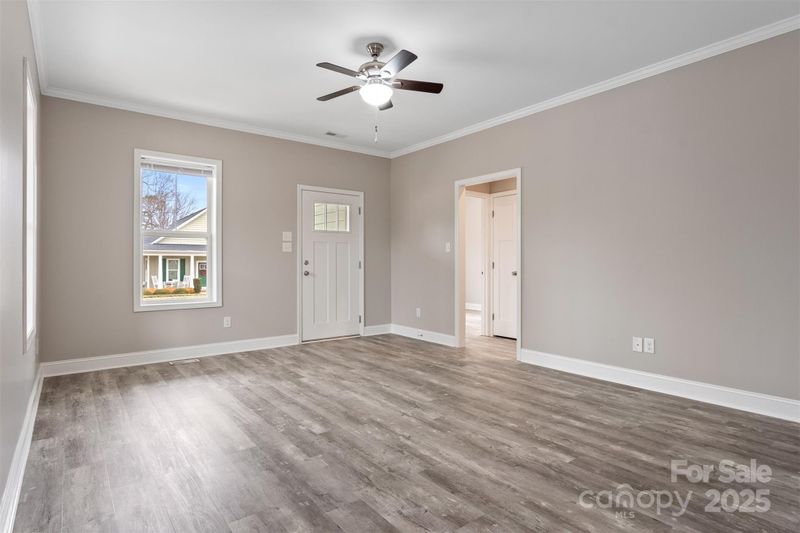 1052 33rd Avenue Loop NE, Hickory, NC 28601