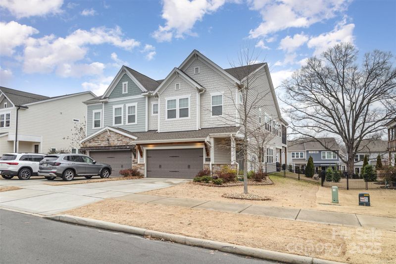 2517 Lydia Ave, Charlotte, NC 28205