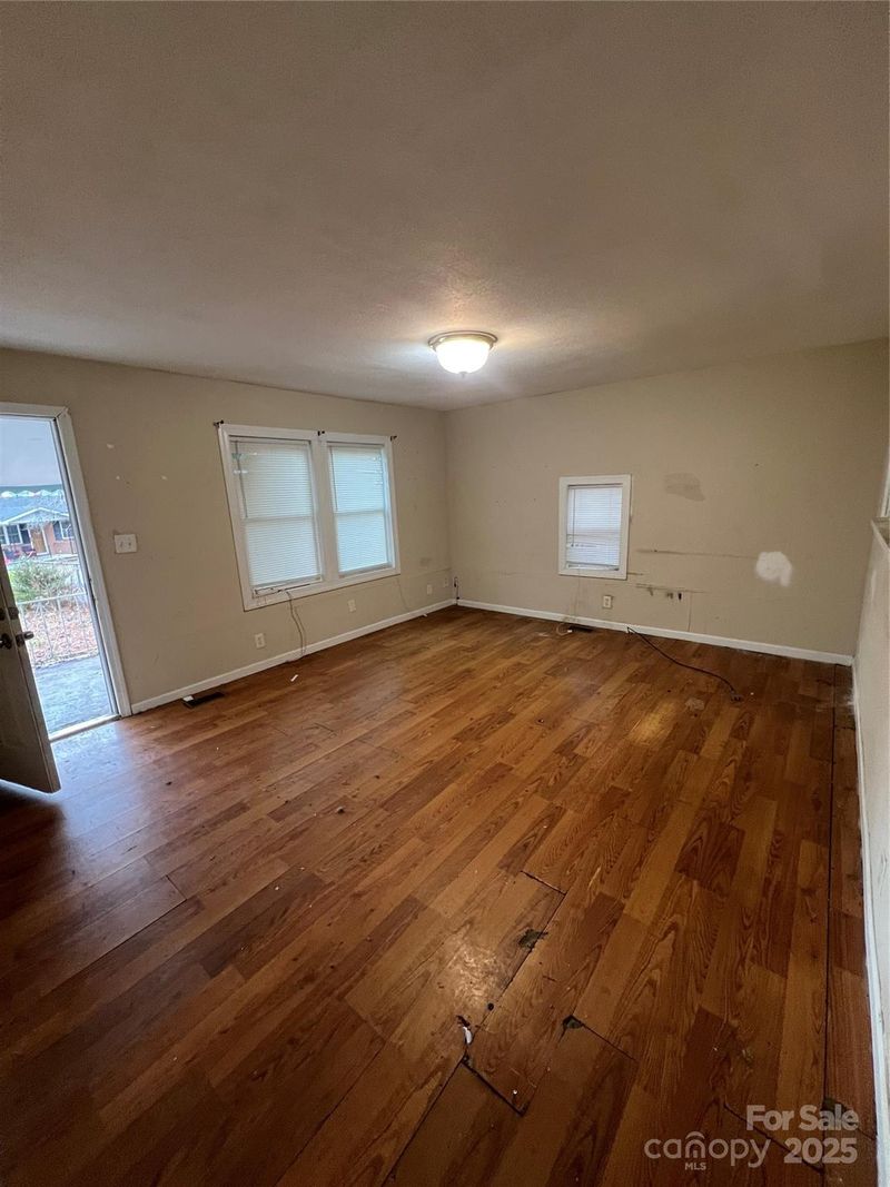 415 Sherman St, Gastonia, NC 28052