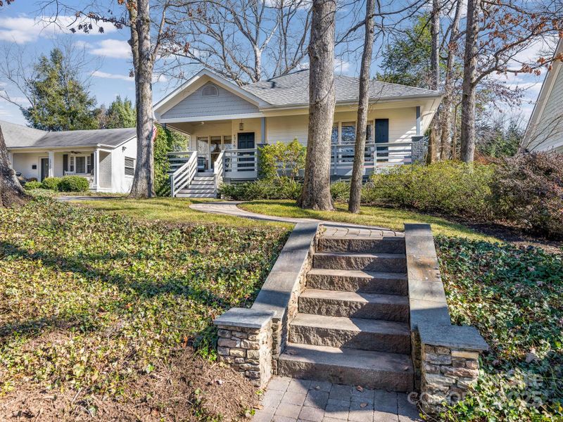 1716 Truman Rd, Charlotte, NC 28205