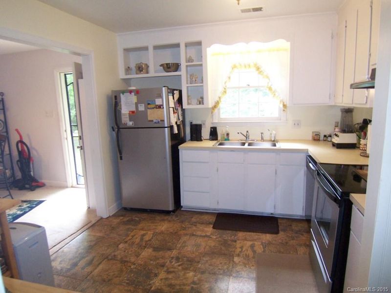 5436 Kerry Ln, Charlotte, NC 28215