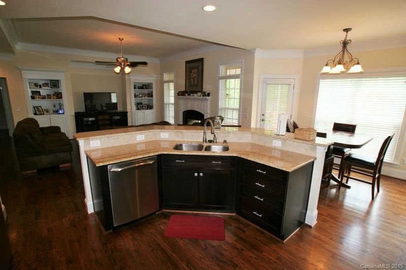 307 Walking Horse Trl, Davidson, NC 28036