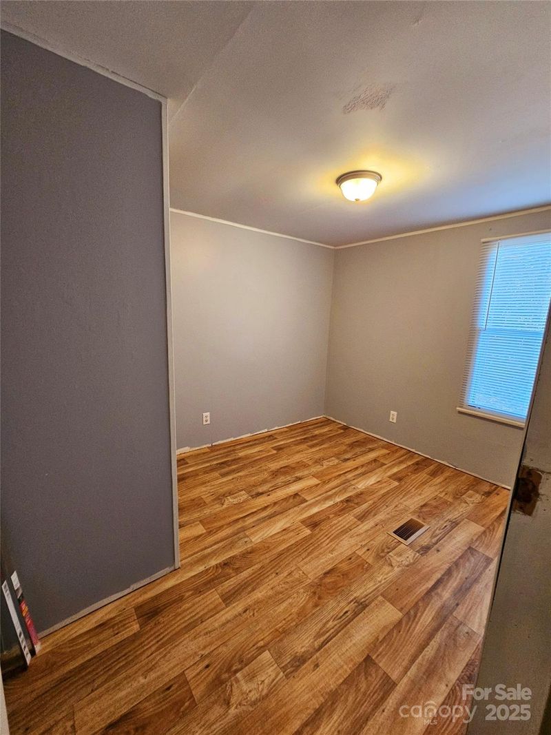 204 Benjamin Dr, Dallas, NC 28034