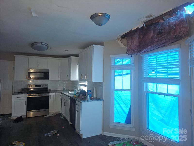 2701 Olde Whitehall Rd, Charlotte, NC 28273
