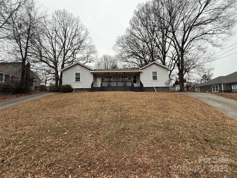 810 E 3rd Ave, Gastonia, NC 28054