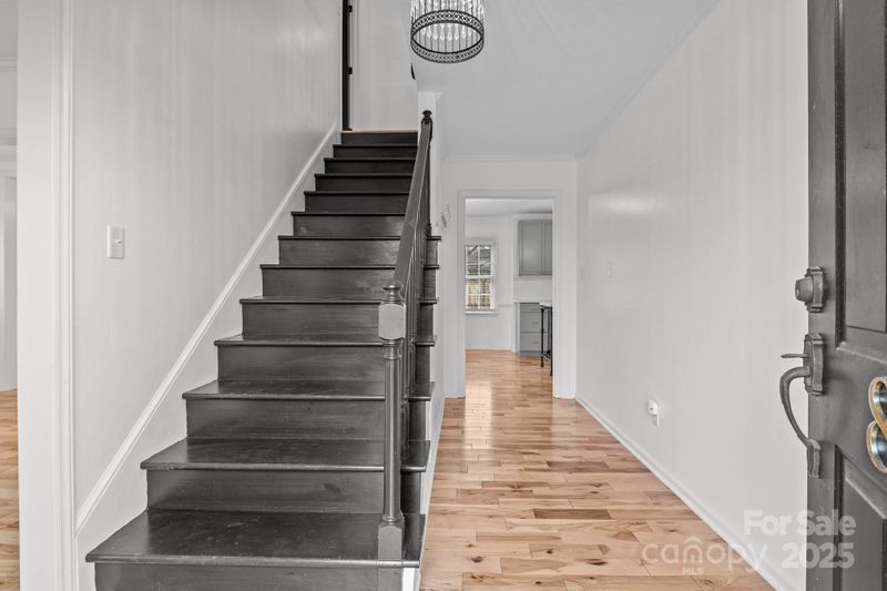 841 Deerfield Dr, Mount Holly, NC 28120