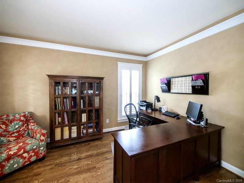 1142 Hunters Run Dr, Tega Cay, SC 29708