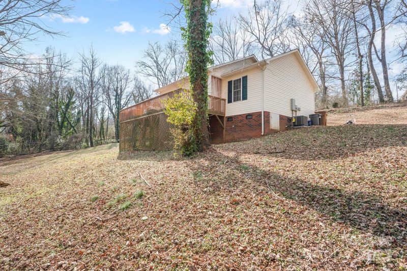 522 State St, Lincolnton, NC 28092