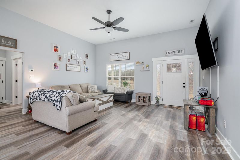 876 Shiloh Rd S, York, SC 29745