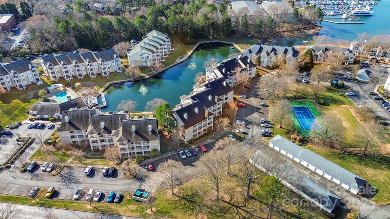 18736 Nautical Dr #201, Cornelius, NC 28031