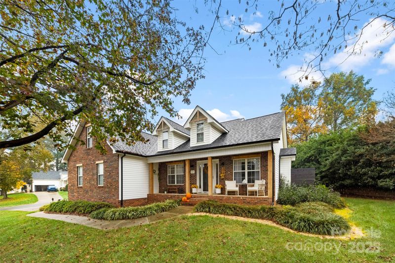214 Heather Glen Ln, Belmont, NC 28012