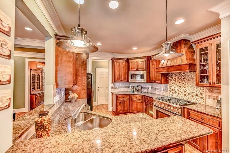 7018 Ellington Farm Ln #43, Mint Hill, NC 28227