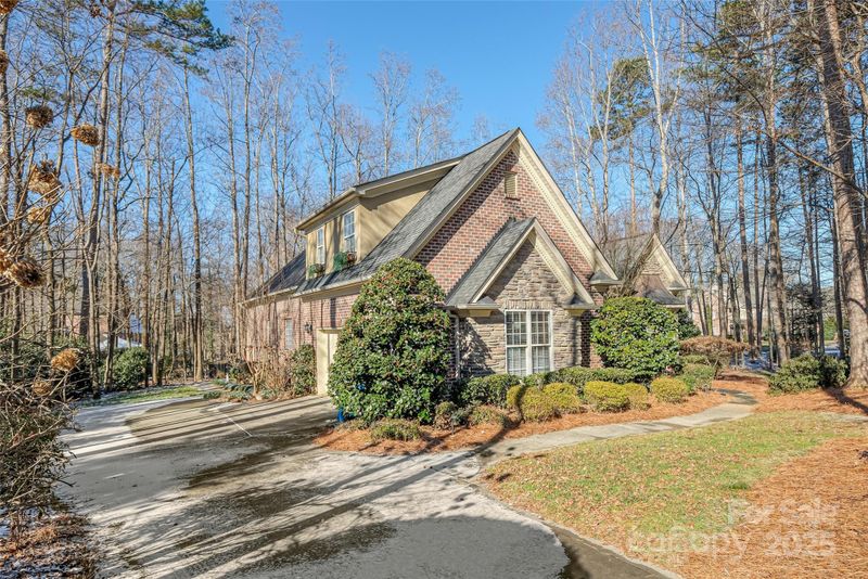 4915 Magglucci Pl, Mint Hill, NC 28227