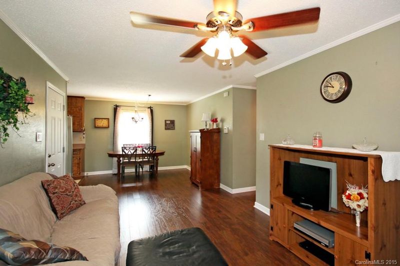 104 Dunlap Loop, Statesville, NC 28625