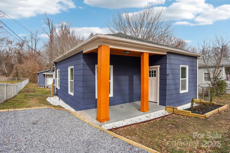 503 Birch St, Lowell, NC 28098