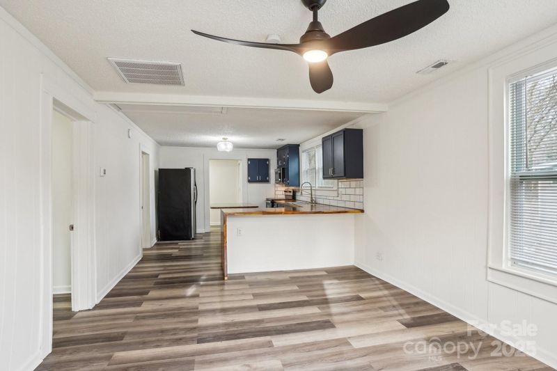 503 Birch St, Lowell, NC 28098
