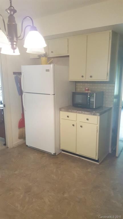 7015 Porterfield Rd, Charlotte, NC 28226