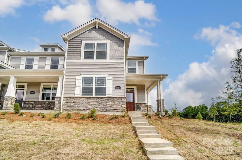 4000 Cheyney Park Dr, Charlotte, NC 28269