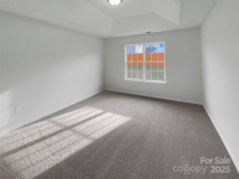 811 Reigate Rd, Charlotte, NC 28262